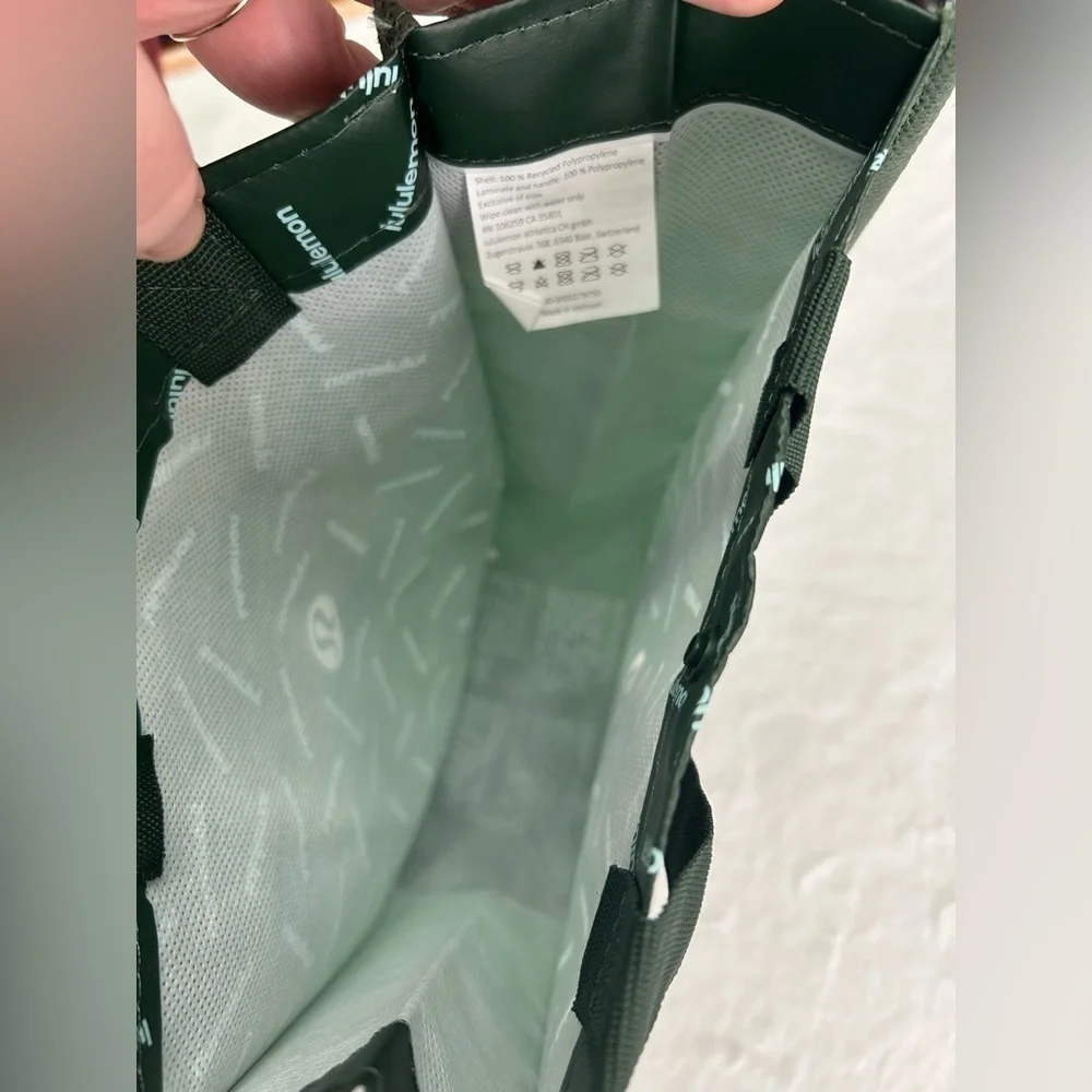Lululemon Green Reusable Tote Bag with Lululemon Logos
